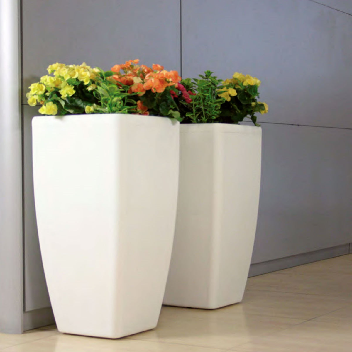 Maceta Jaca 85L blanca (3)