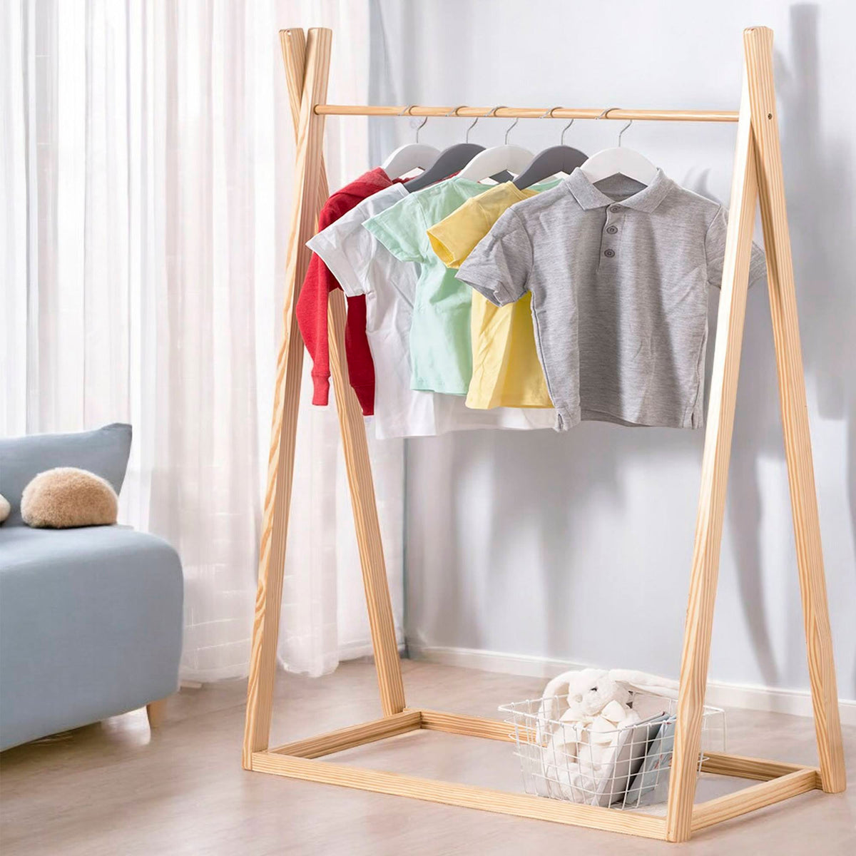Perchero infantil madera natural H.126cm 78x38cm (4)