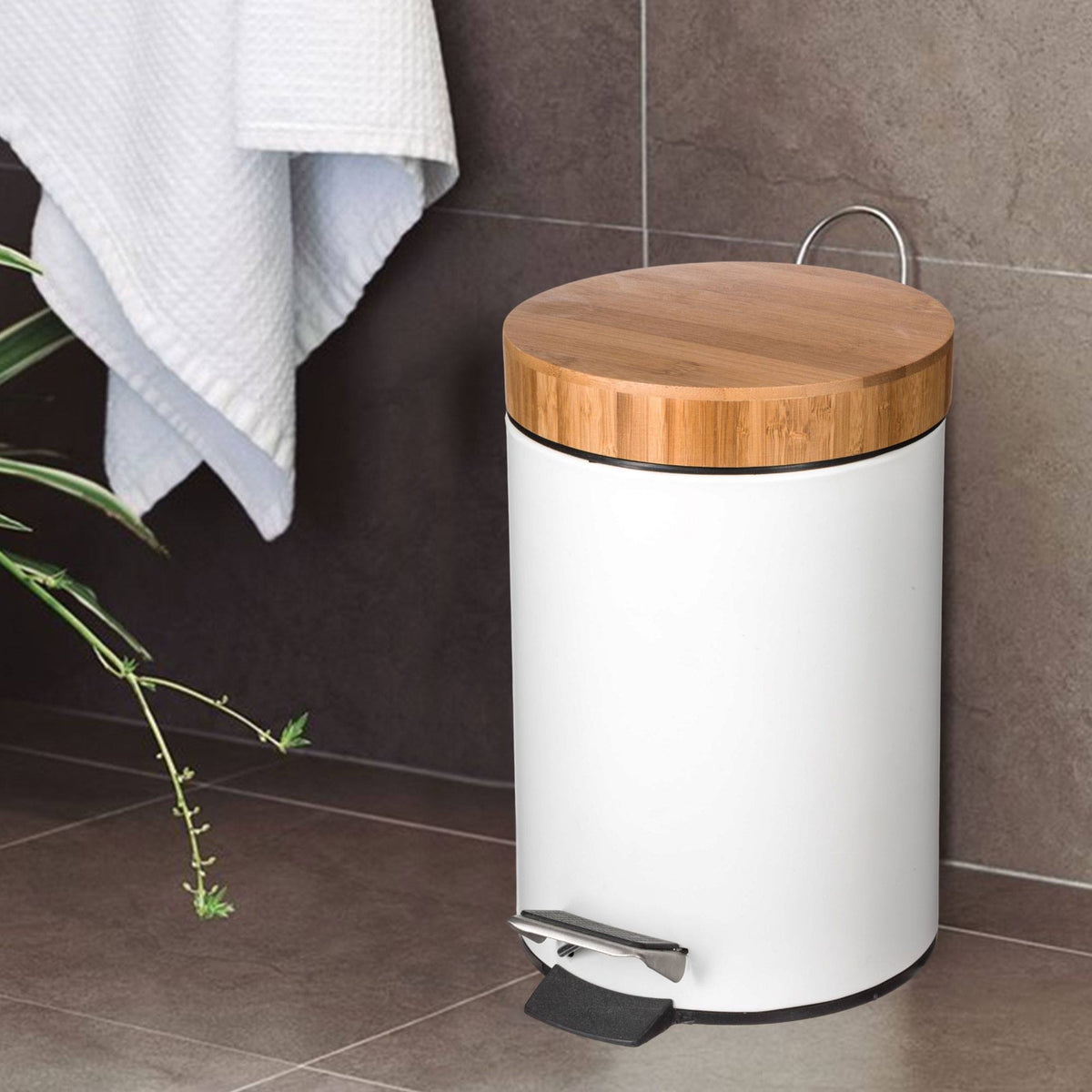 Papelera metálica 3L diseño bambú Blanco para baño (6)