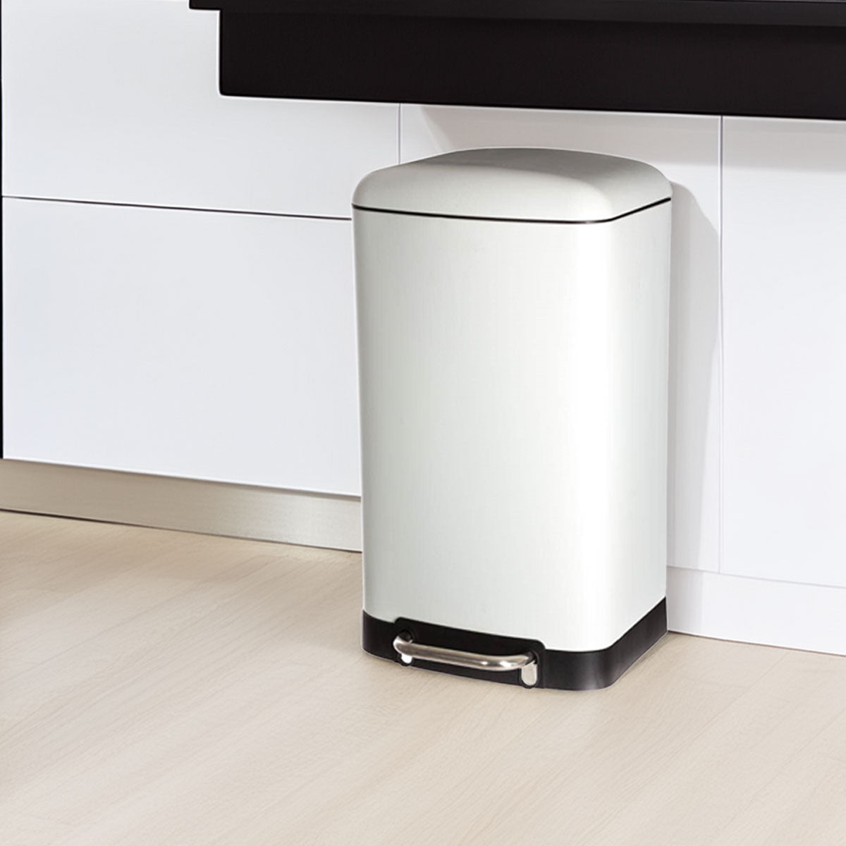 Cubo de metal blanco con tapa 30L (3)