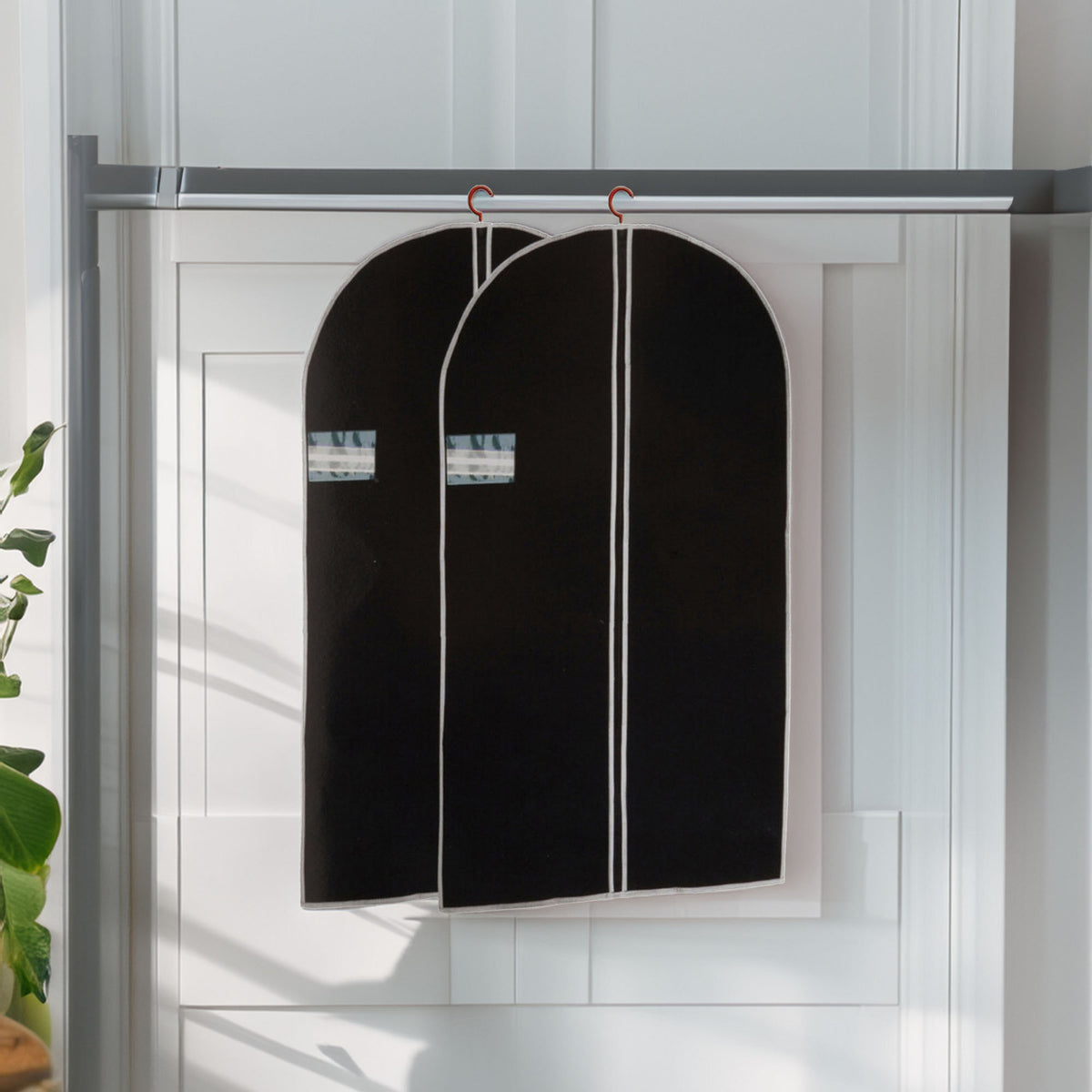 Juego de 2 cubrevestidos TNT 45g 60x150cm negro con cremallera (3)