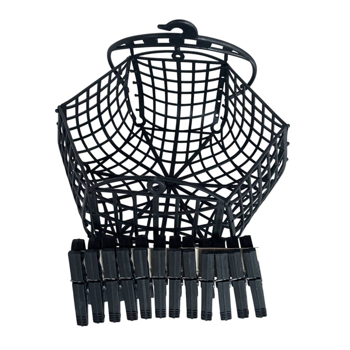 Conjunto cesto de plástico negro y pinzas