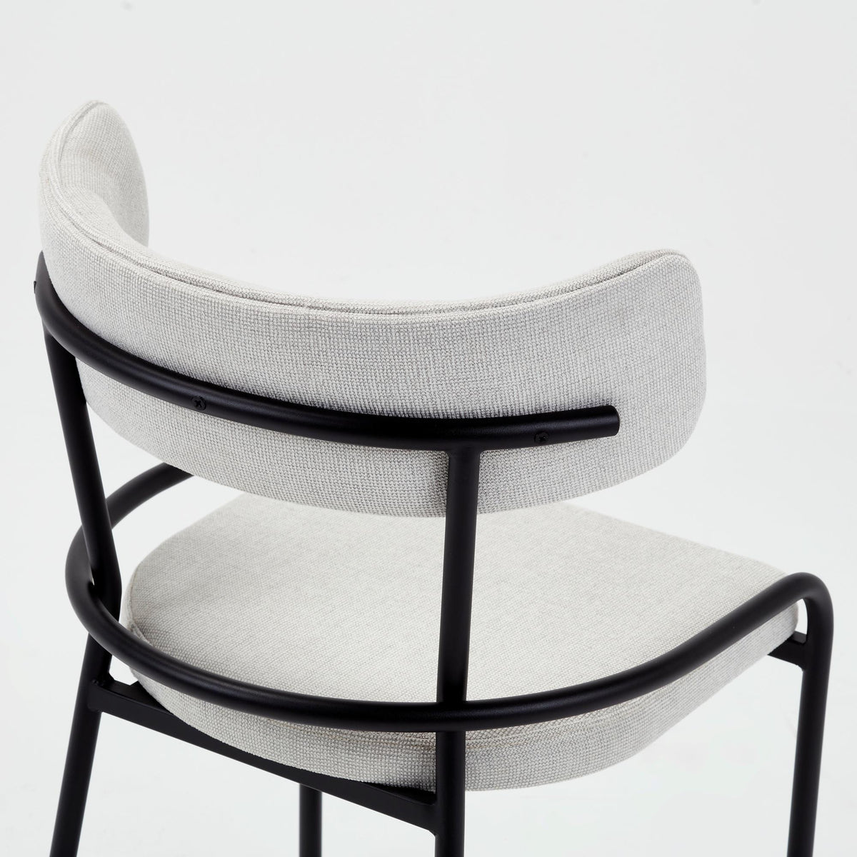 Silla Pole beige diseño minimalista 55x60x95cm (9)