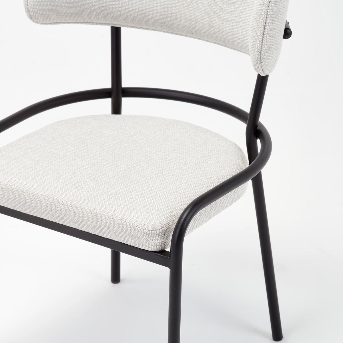 Silla Pole beige diseño minimalista 55x60x95cm (10)