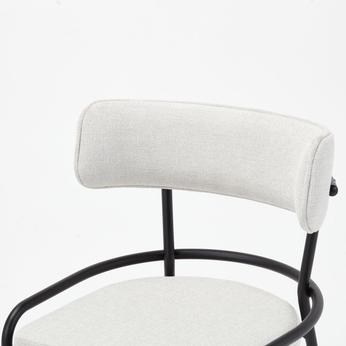 Silla Pole beige diseño minimalista 55x60x95cm (11)