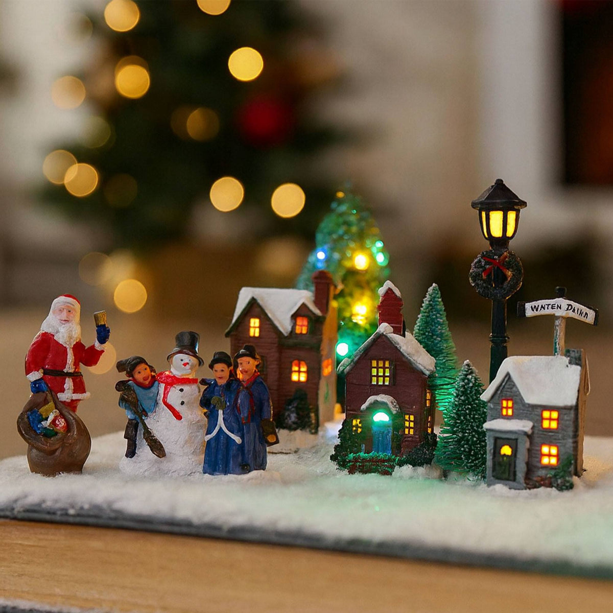 Pueblo navideño decorativo 14 pzs con luces LED (3)