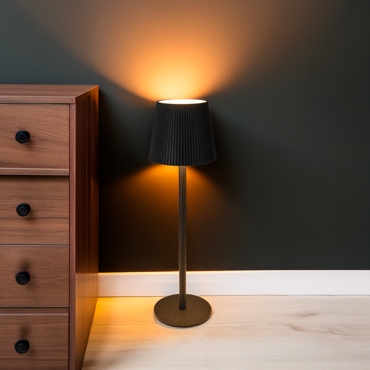 Lámpara de mesa LED recargable negra 4 niveles brillo Ø10,5x36cm (4)