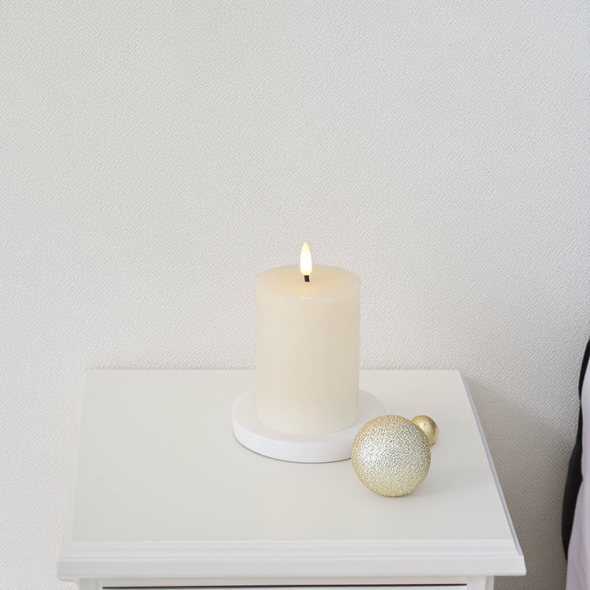 Vela LED de cera con temporizador marfil Ø7,5x10cm (3)