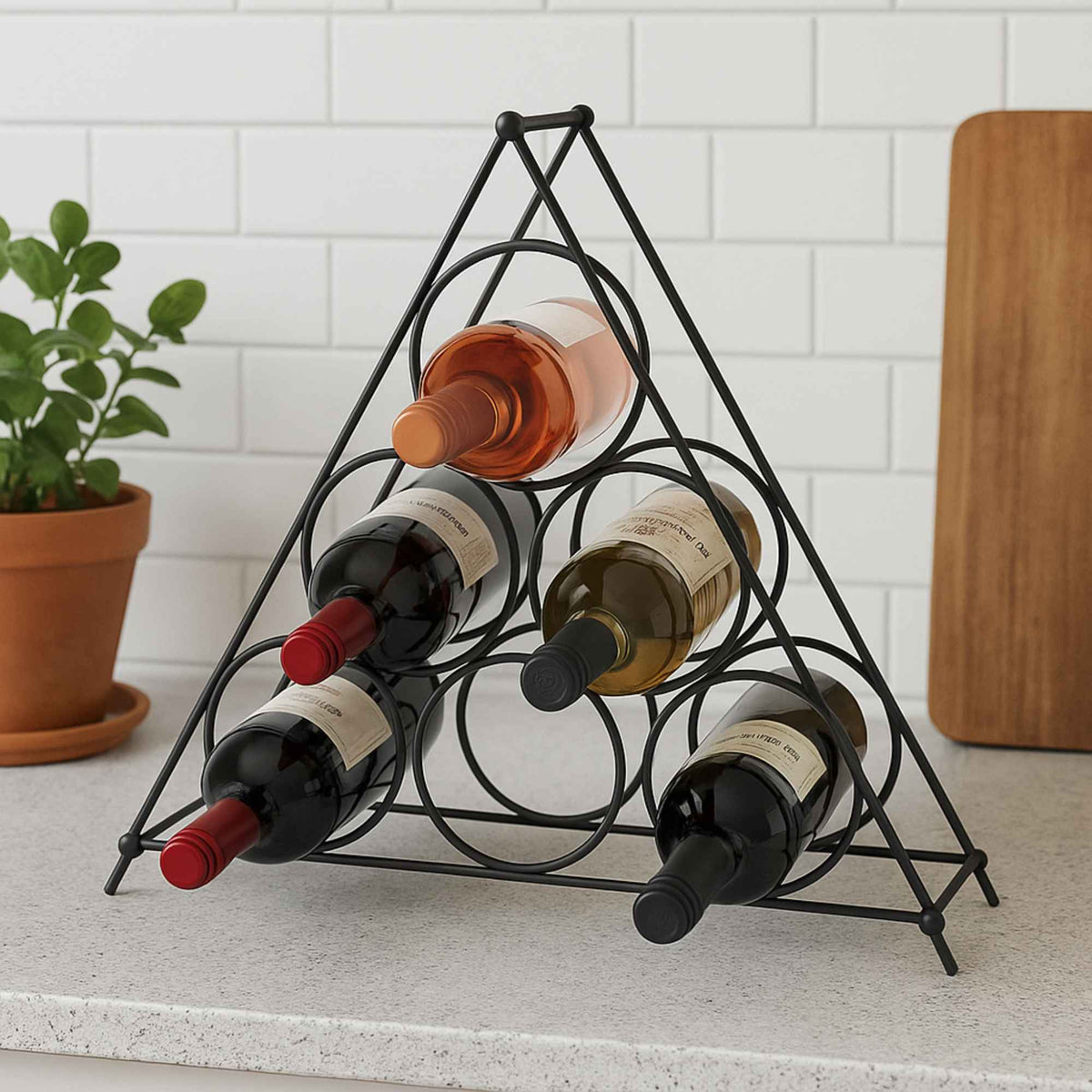 Botellero metálico compacto triangular para 6 botellas (4)