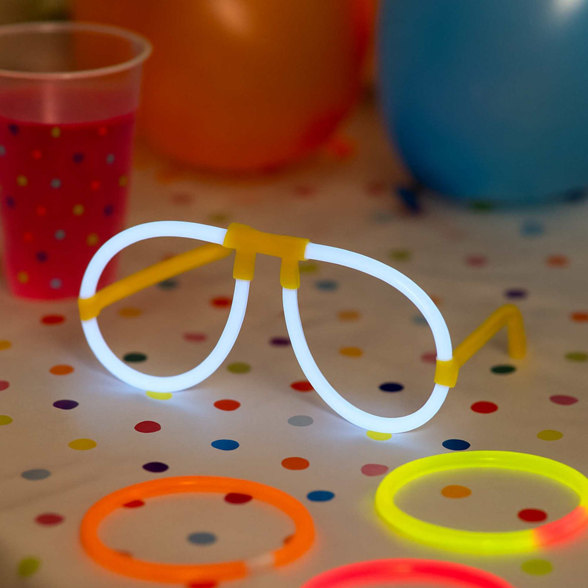 Gafas y palos brillantes surtidos para fiestas nocturnas (3)