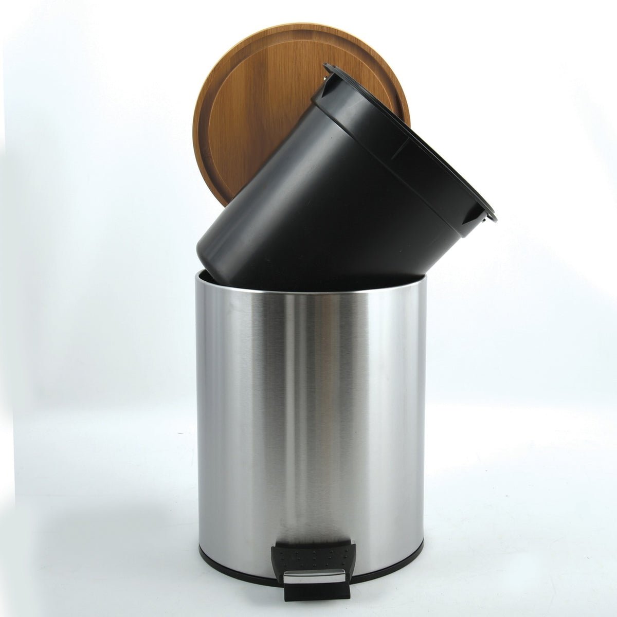 Cubo de basura con pedal 3L baño cromado Ø17x22,5 cm (6)