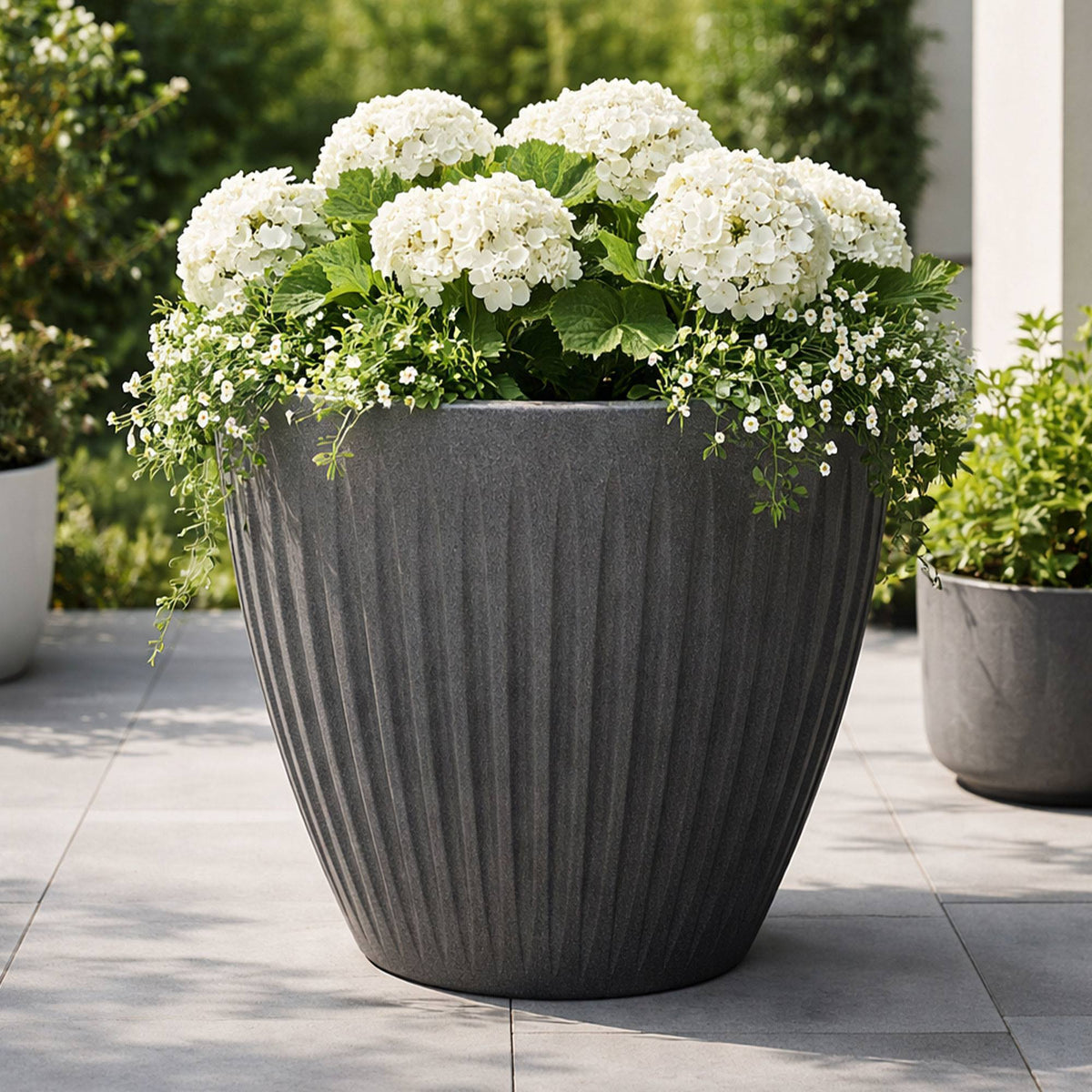 Maceta rotomoldeo Latia Round grafito granito Ø48x48cm (4)