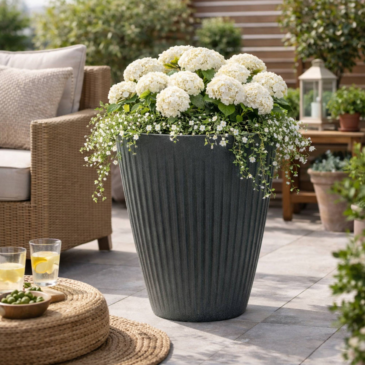 Maceta rotomoldeo alta Latia Round HIGH Ø40x58 cm grafito granito (4)