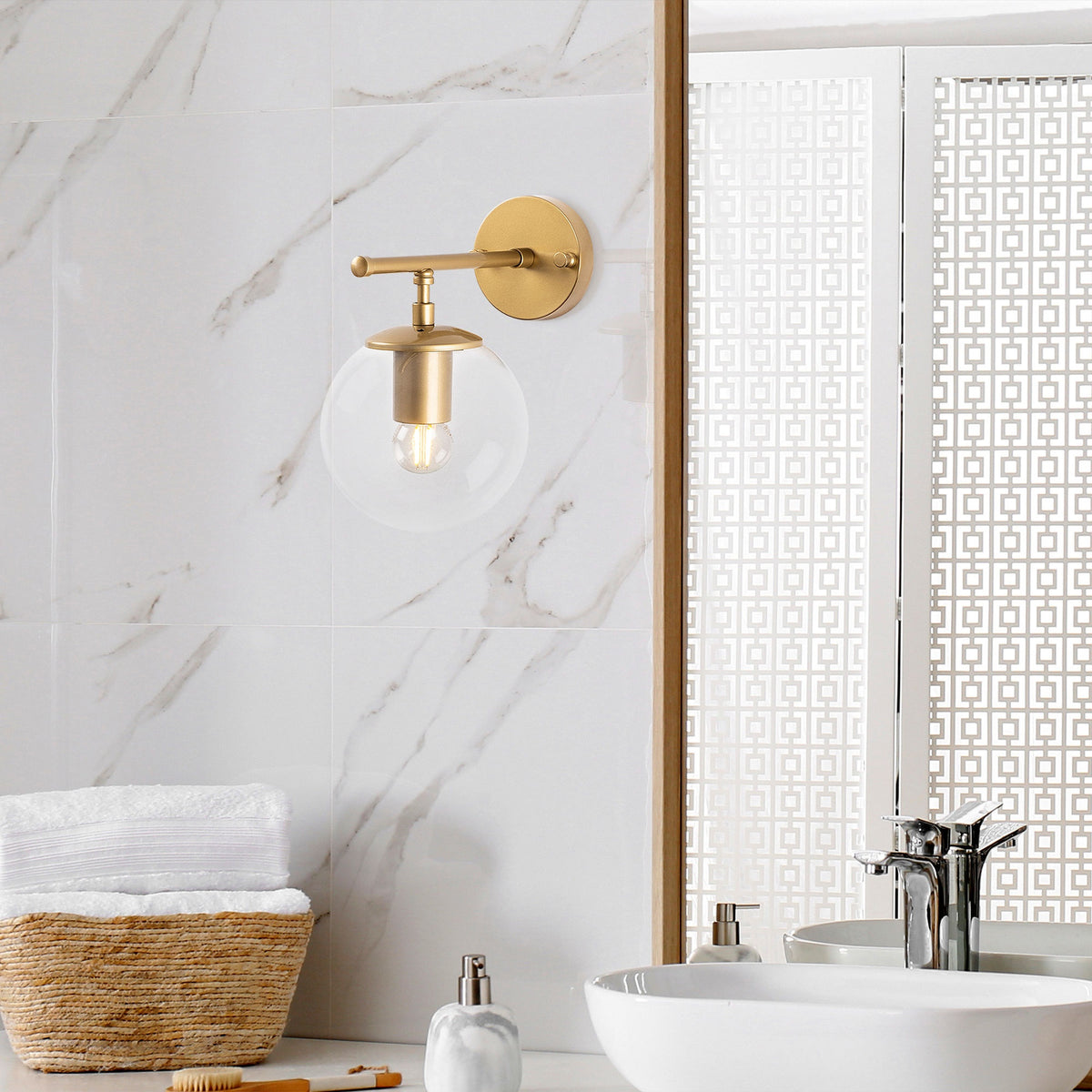 Aplique pared metal dorado pantalla transp 15x24x24cm (5)