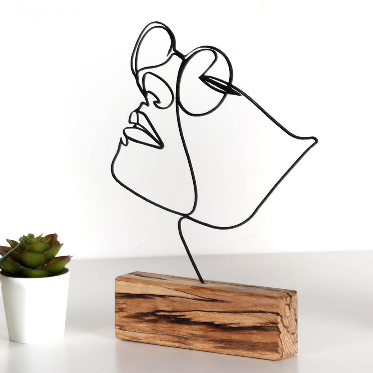 Objeto decorativo representación facial (3)