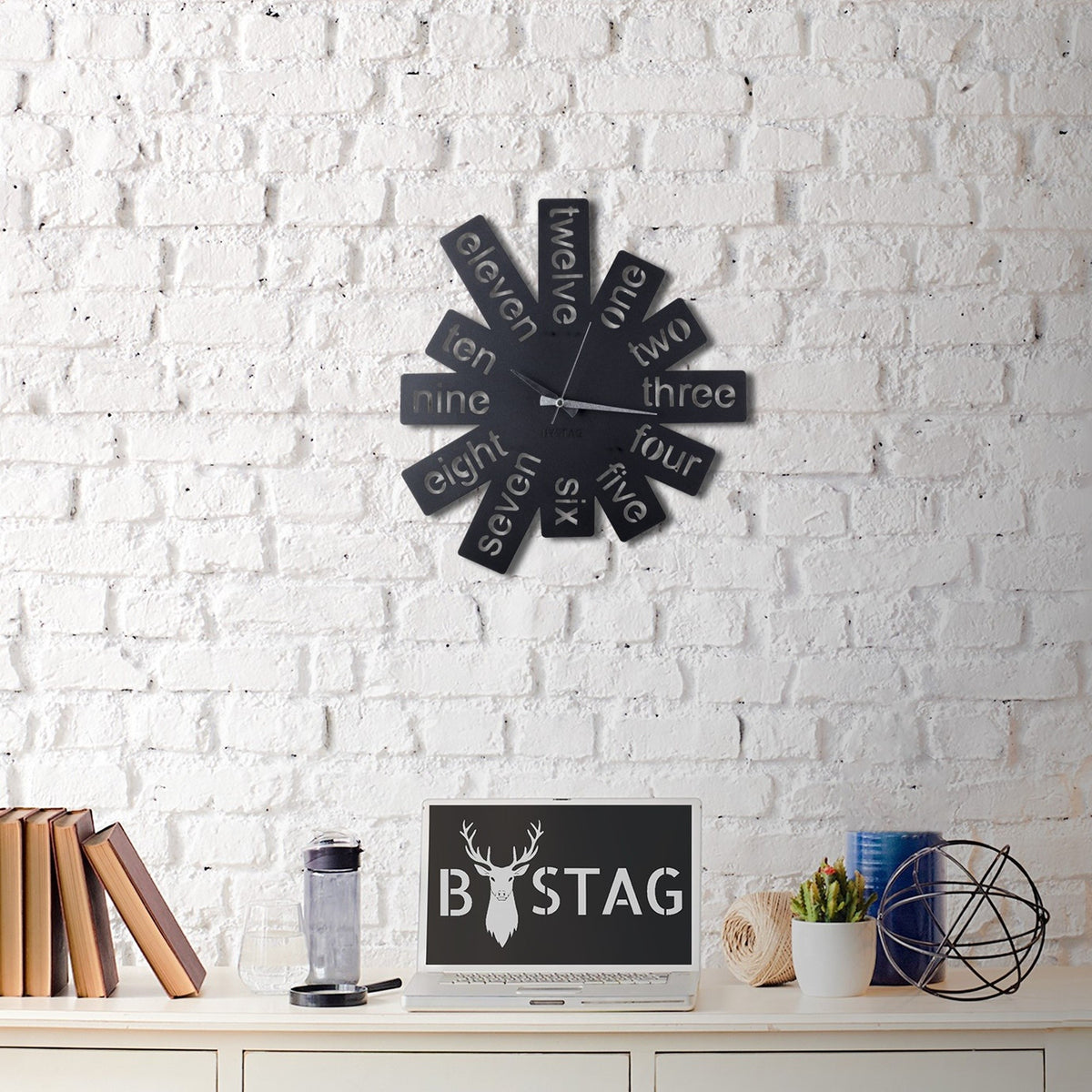 Reloj de pared metal decorativo números en inglés 50 cm (4)